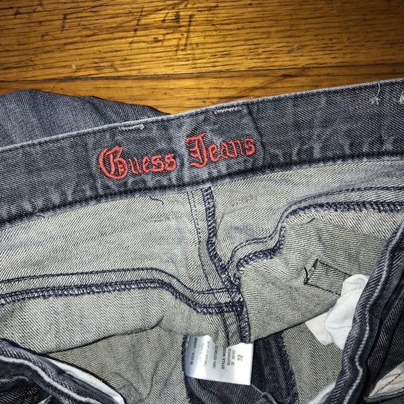 Guess jeans size 32 - Picture 3 of 3